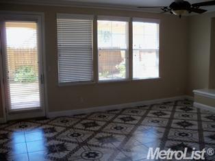 1404 Cliff Swallow Dr, Patterson, CA 95363 photo 8