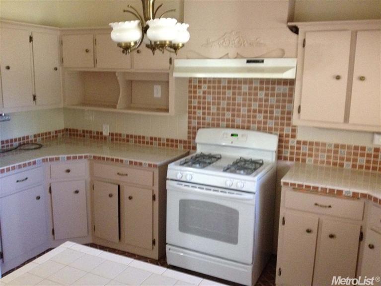 908 Fig Ln, Newman, CA 95360 photo 5
