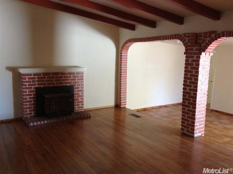 908 Fig Ln, Newman, CA 95360 photo 4