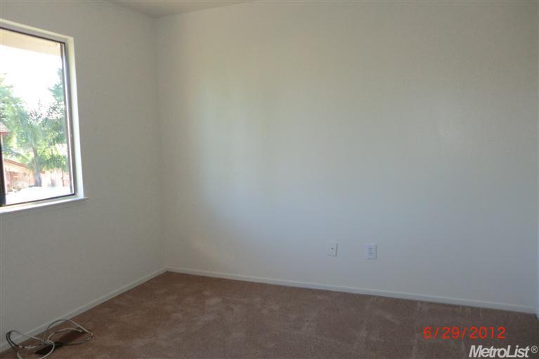 2537 Merle Ave, Modesto, CA 95355 photo 10