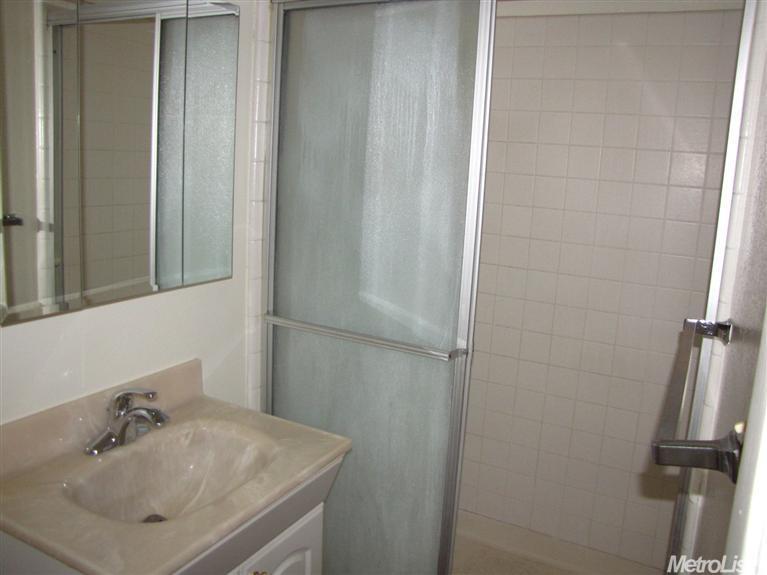 950 Garden Gate Dr, Manteca, CA 95336 photo 11