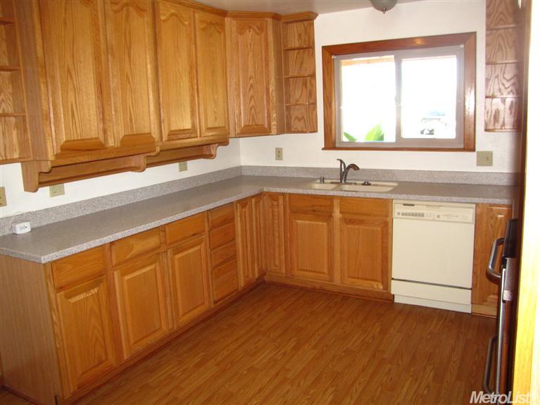 950 Garden Gate Dr, Manteca, CA 95336 photo 5