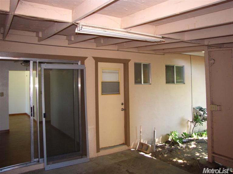 950 Garden Gate Dr, Manteca, CA 95336 photo 12