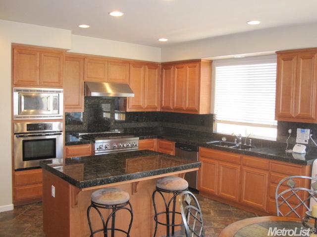 2603 Gilberte Ct, Tracy, CA 95304 photo 2