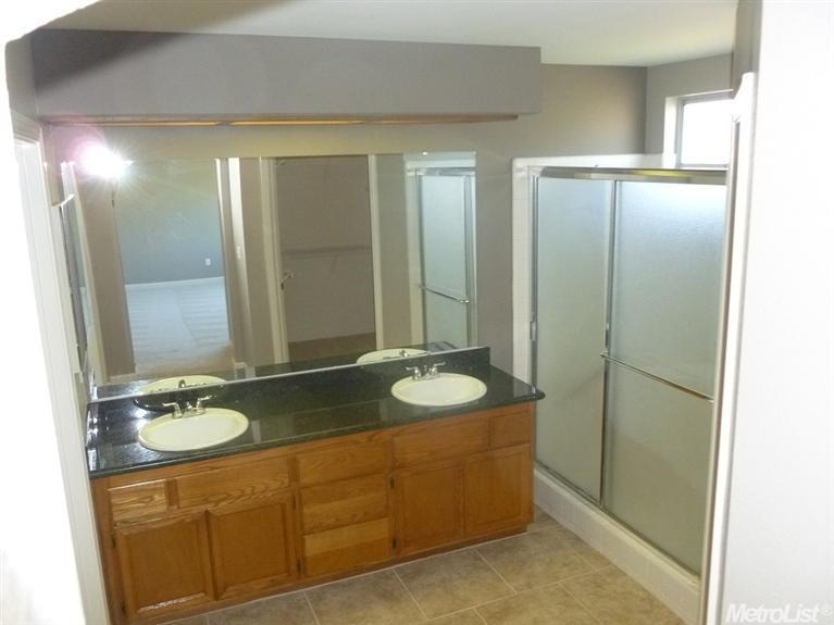 2040 Vallerand Rd, Tracy, CA 95376 photo 9