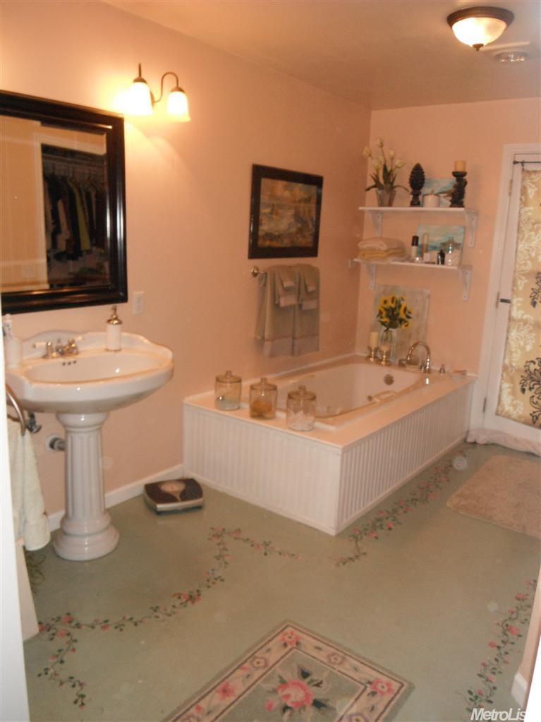 1422 Pearl St, Modesto, CA 95350 photo 7