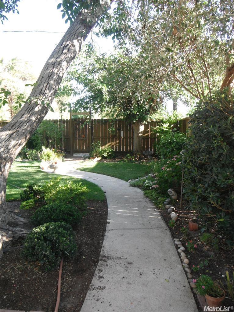 1422 Pearl St, Modesto, CA 95350 photo 11