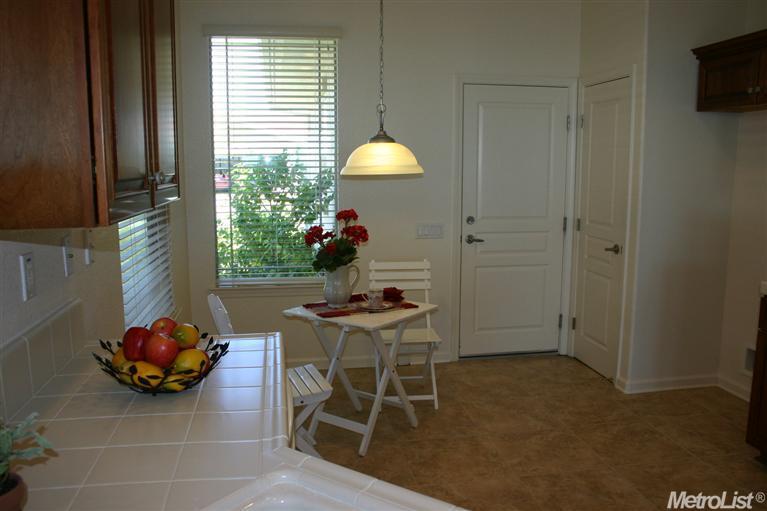 2999 Coopers Hawk Loop, Lincoln, CA 95648 photo 13