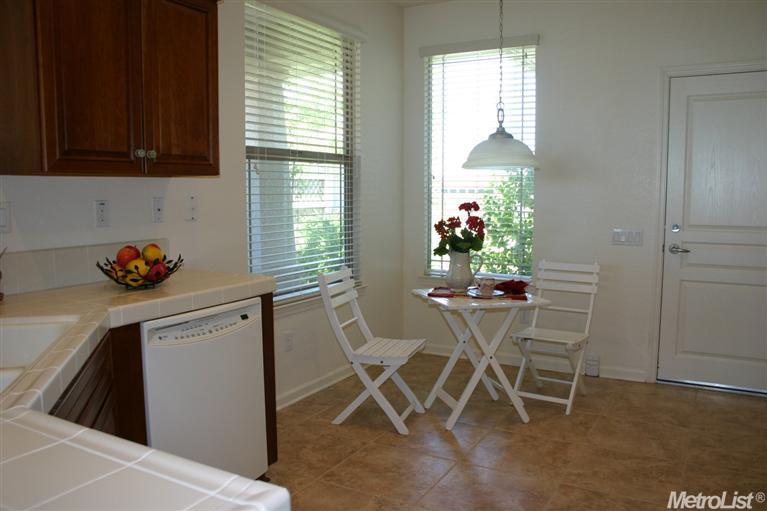 2999 Coopers Hawk Loop, Lincoln, CA 95648 photo 5