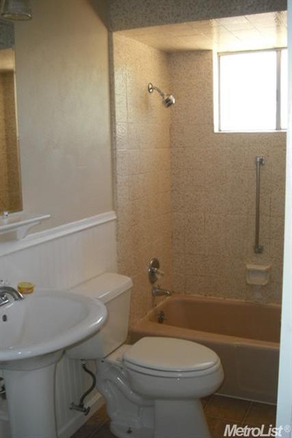 4928 Donovan Dr, Carmichael, CA 95608 photo 8