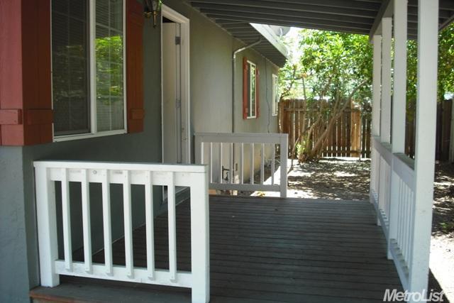 4928 Donovan Dr, Carmichael, CA 95608 photo 2