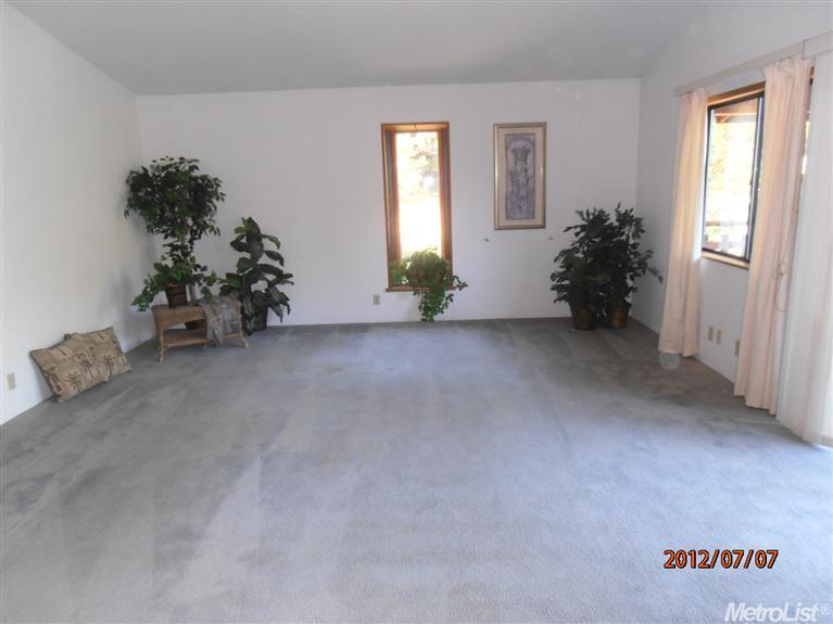 2268 Olympia Ln, Placerville, CA 95667 photo 6