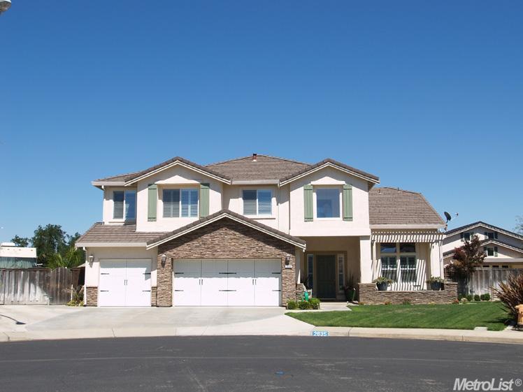 2835 Crystal Ct, Turlock, CA 95382 photo 2