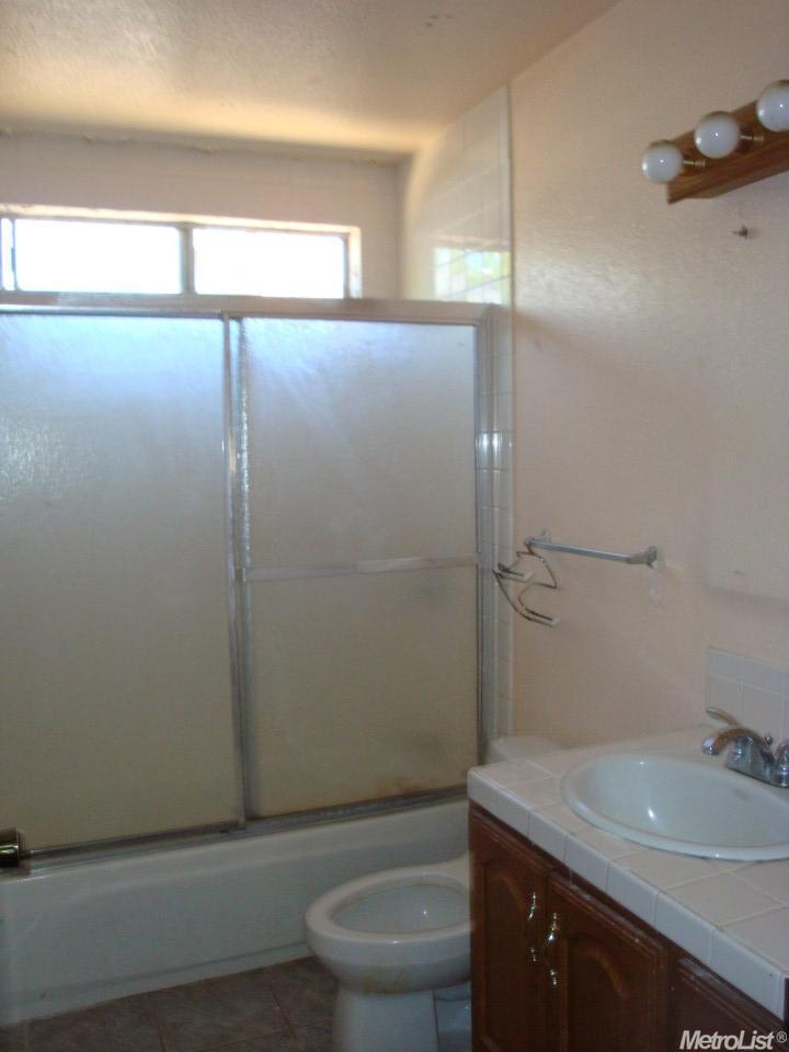 3708 Bugatti Way, Modesto, CA 95356 photo 6
