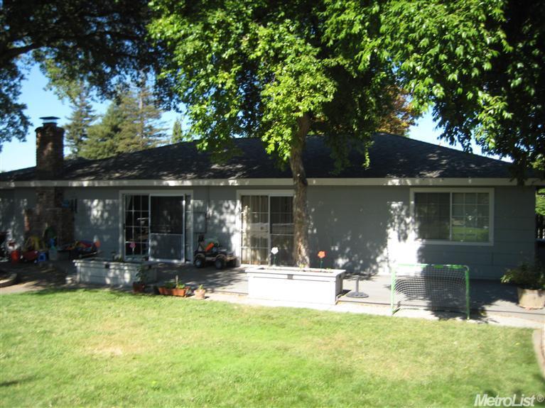 4713 Bellue St, Carmichael, CA 95608 photo 17