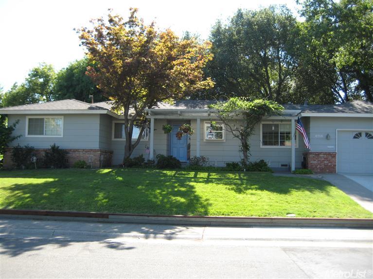 4713 Bellue St, Carmichael, CA 95608 photo 5
