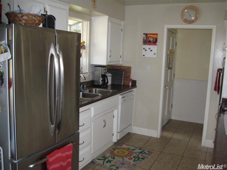 4713 Bellue St, Carmichael, CA 95608 photo 7