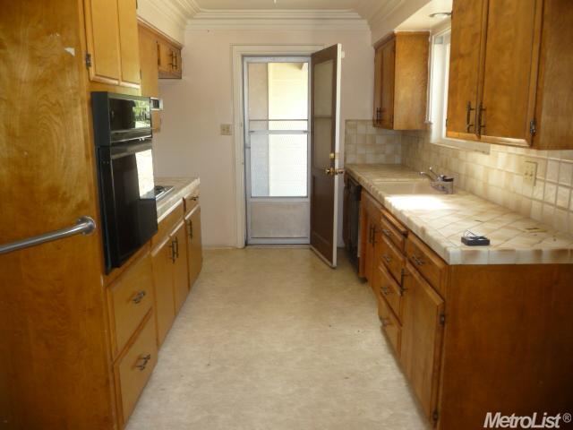 13664 Pinto Ln, Lodi, CA 95240 photo 10
