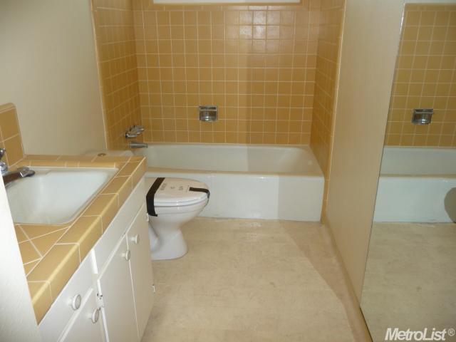 13664 Pinto Ln, Lodi, CA 95240 photo 14