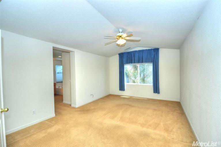 1480 Kyle Ct, Tracy, CA 95377 photo 5
