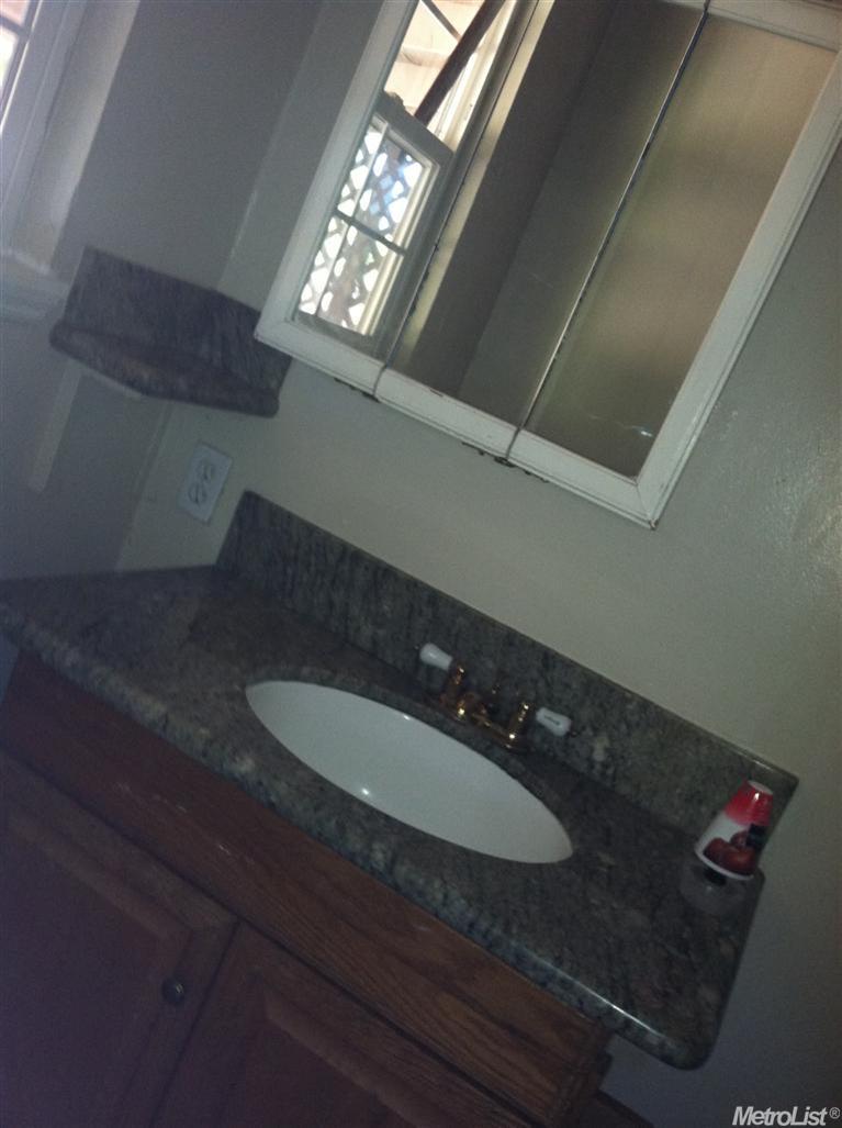 614 Mamilane, Modesto, CA 95351 photo 17