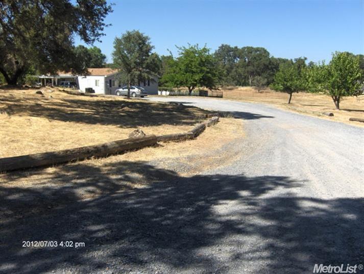 837 Cave Valley Rd, Cool, CA 95614 photo 11