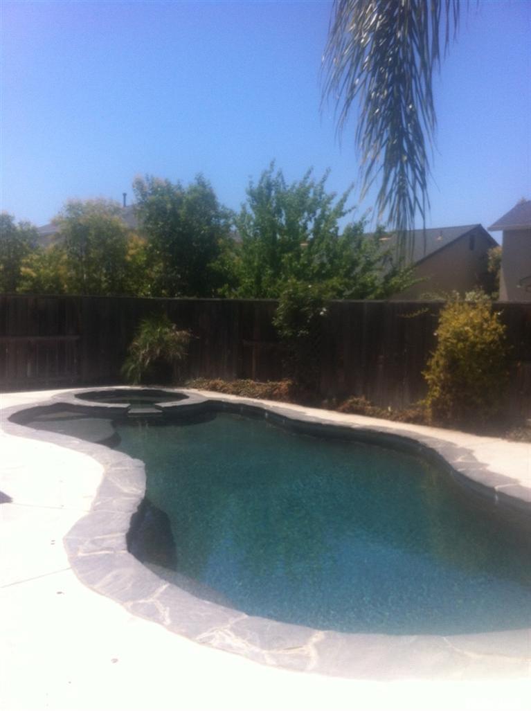 4095 Pathway Ln, Turlock, CA 95382 photo 2