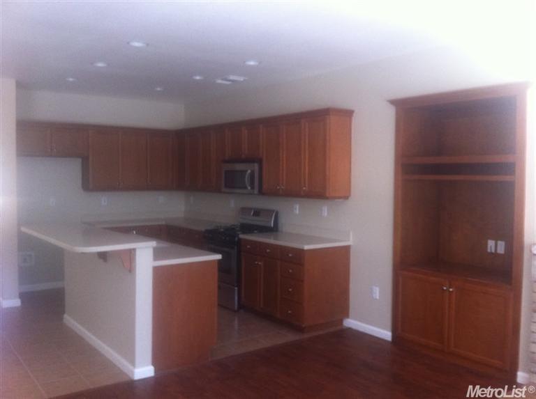4095 Pathway Ln, Turlock, CA 95382 photo 3