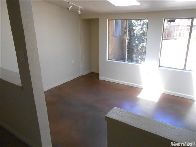 1621 Augusta Ct, Modesto, CA 95350 photo 5