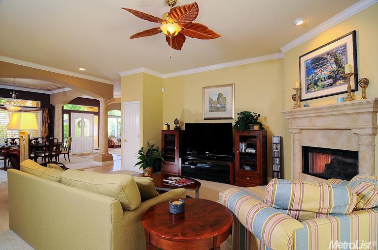 3637 Voleyn St, Carmichael, CA 95608 photo 7