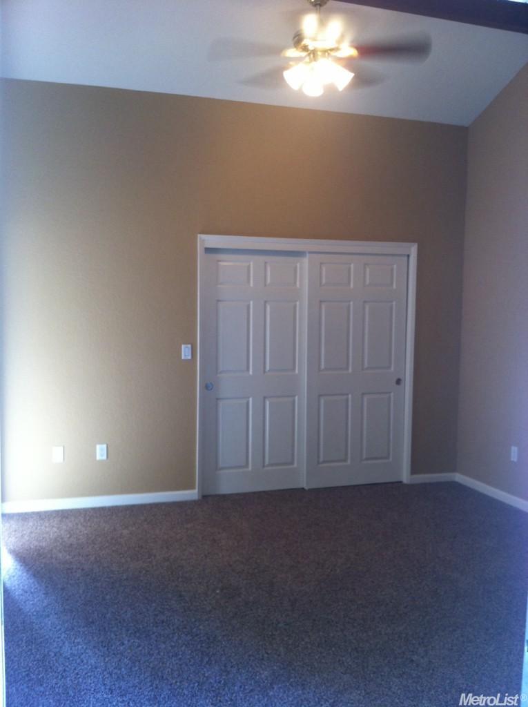 928 Deer Park Dr, Modesto, CA 95358 photo 18