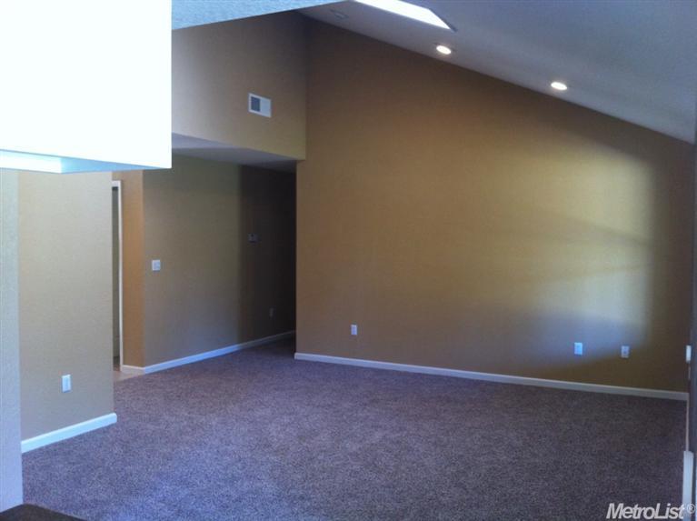 928 Deer Park Dr, Modesto, CA 95358 photo 8