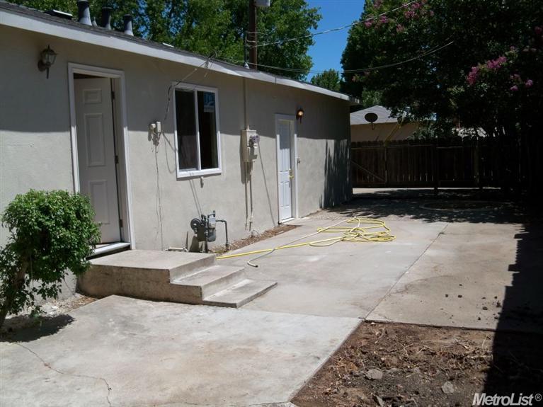 2309 Rivera Dr, Modesto, CA 95350 photo 12