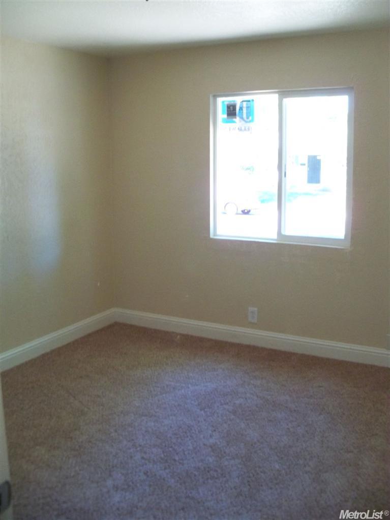2309 Rivera Dr, Modesto, CA 95350 photo 7