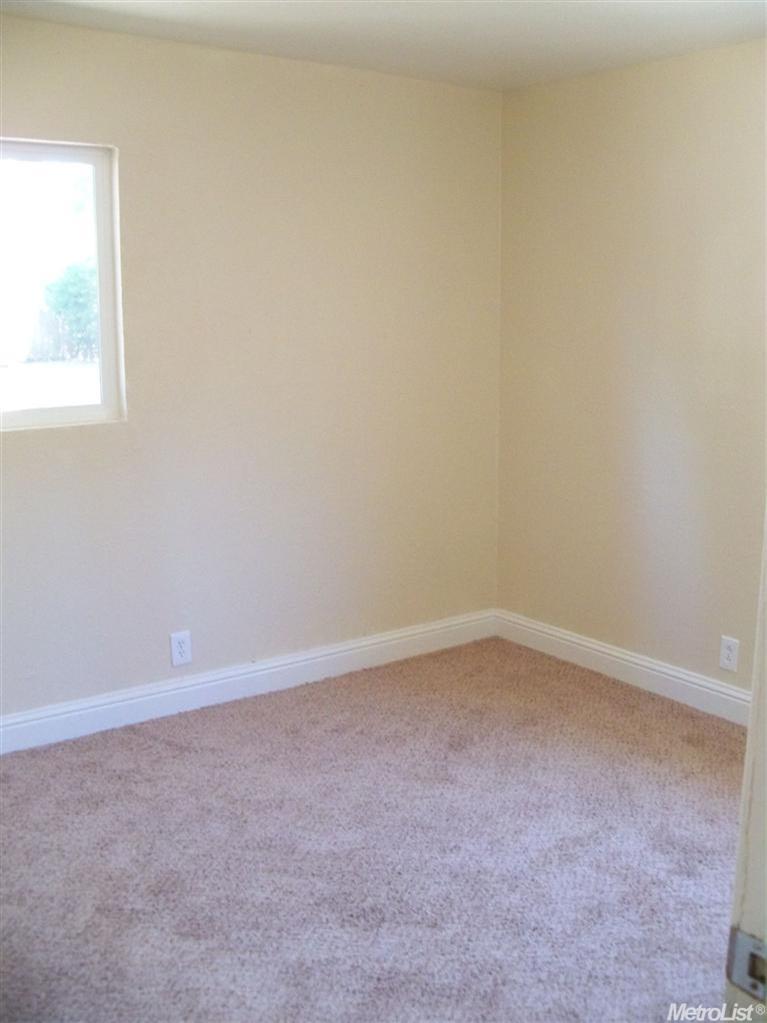 2309 Rivera Dr, Modesto, CA 95350 photo 9