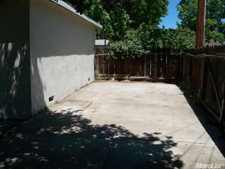 2309 Rivera Dr, Modesto, CA 95350 photo 13