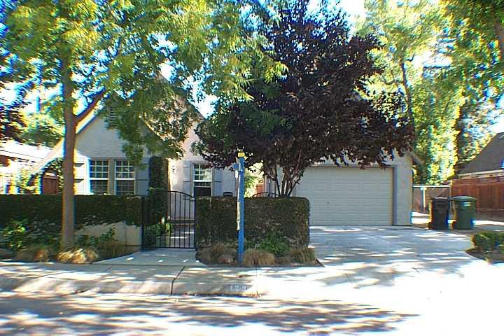 425 Smith Ave, Modesto, CA 95354 photo 1