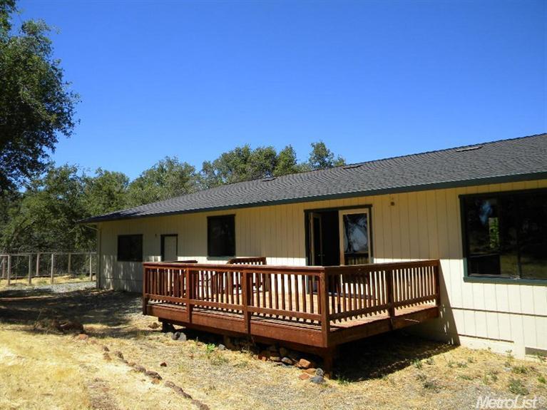 20130 Moyle Dr, Sonora, CA 95370 photo 2