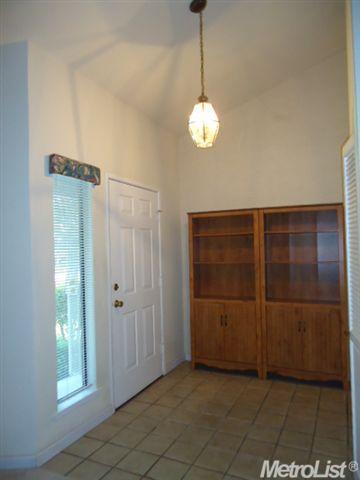 2305 Bromwich Way, Modesto, CA 95356 photo 2