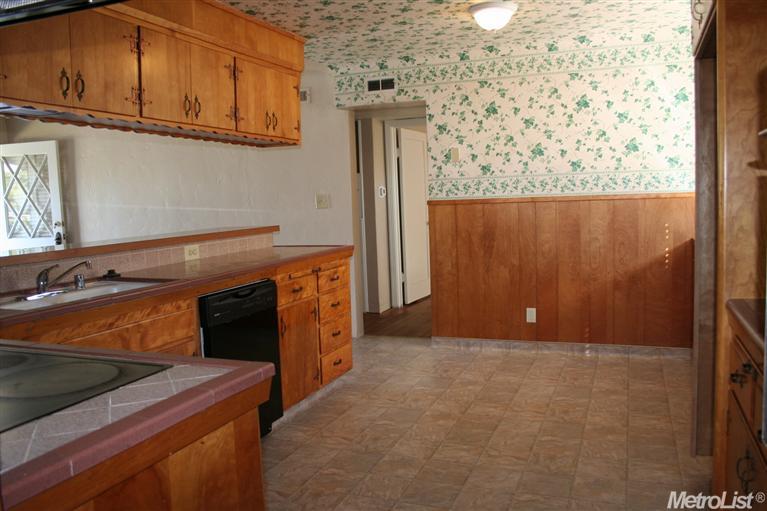 540 N 2nd, Chowchilla, CA 93610 photo 3