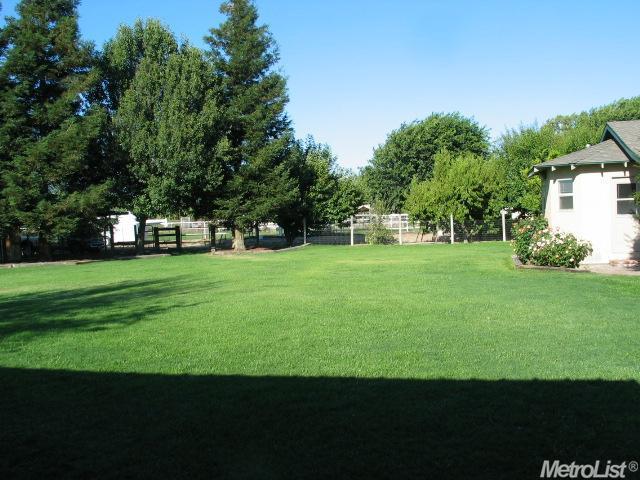 2101 E Zeering Rd, Denair, CA 95316 photo 19