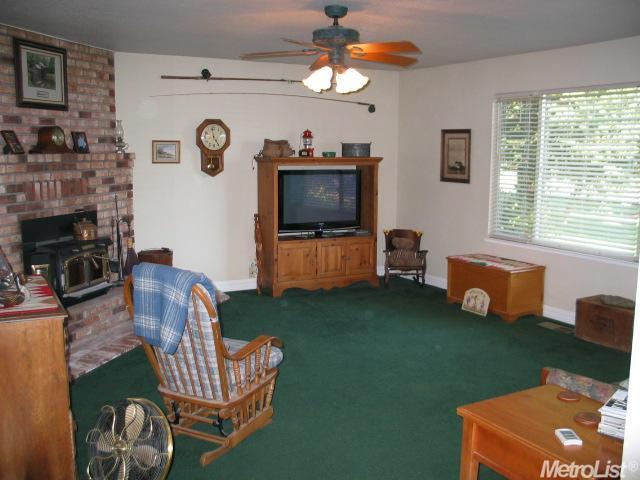 2101 E Zeering Rd, Denair, CA 95316 photo 4