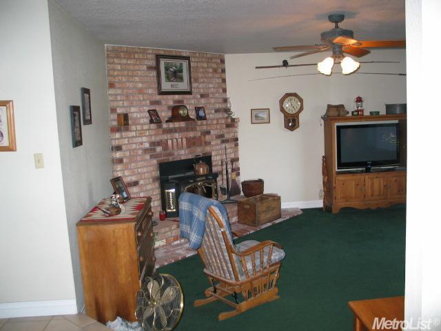 2101 E Zeering Rd, Denair, CA 95316 photo 5