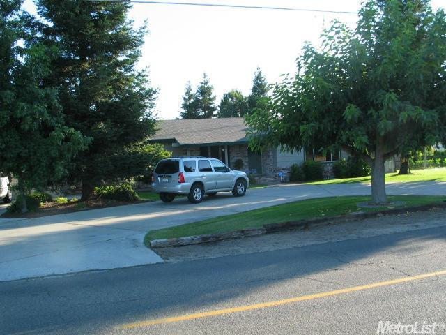 2101 E Zeering Rd, Denair, CA 95316 photo 2