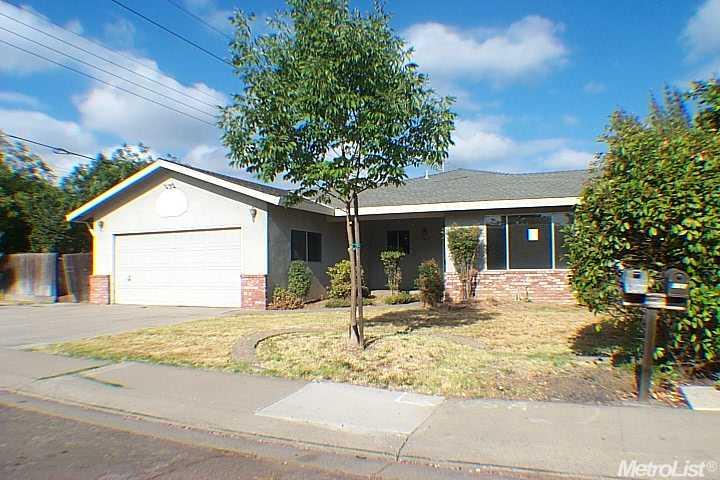 3501 Rexford Dr, Modesto, CA 95356 photo 1