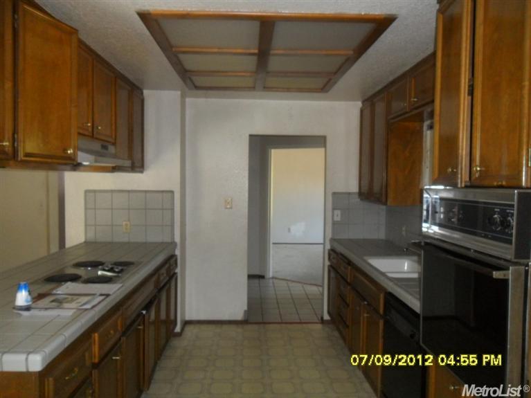 3501 Rexford Dr, Modesto, CA 95356 photo 5
