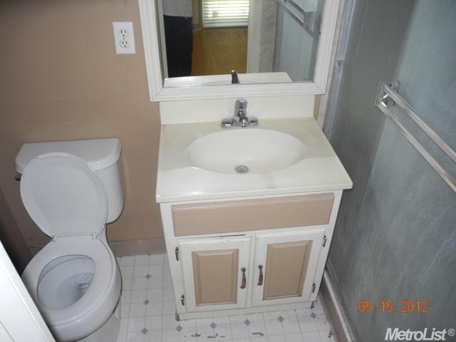 2045 Mission Ave, Carmichael, CA 95608 photo 4