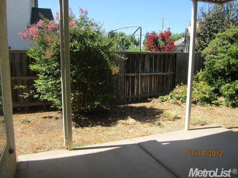 4005 Sterling Ct, Modesto, CA 95357 photo 4