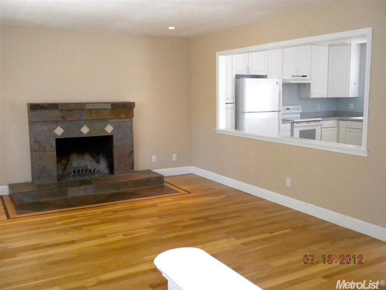 1720 Baywood Ln, Davis, CA 95618 photo 2
