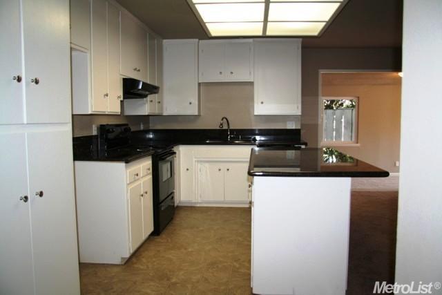 605 Derby Ln, Modesto, CA 95350 photo 5